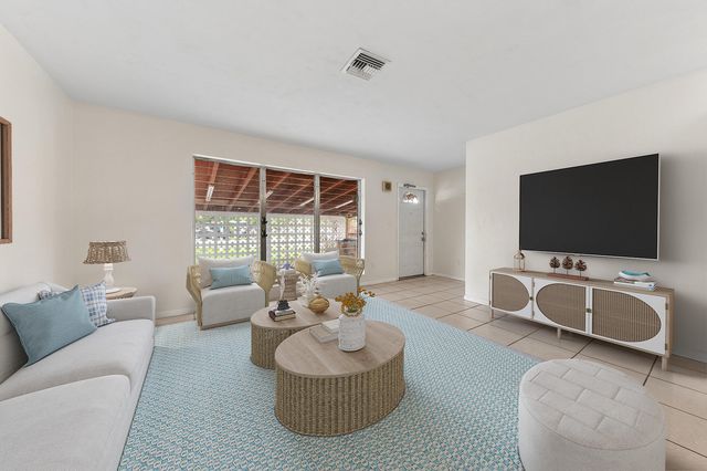 4700 NE 2ND Way, Deerfield Beach, FL 33064