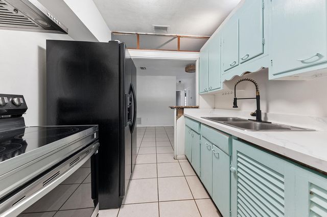4700 NE 2ND Way, Deerfield Beach, FL 33064