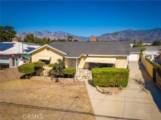 207 Los Angeles Avenue, Monrovia, CA 91016