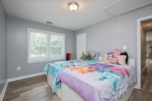 16998 E SUMMIT AVE, Elkton, VA 22827