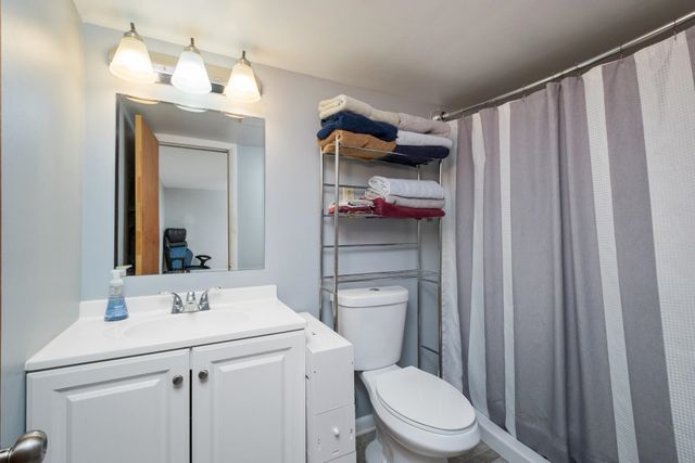 16998 E SUMMIT AVE, Elkton, VA 22827