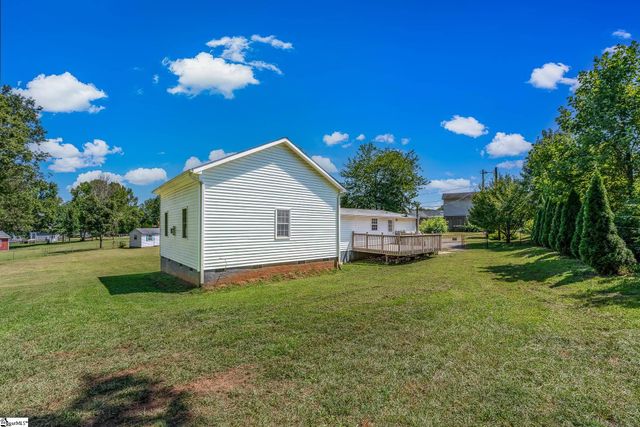 112 Bert Court, Greer, SC 29651
