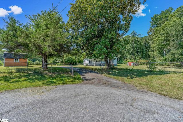 112 Bert Court, Greer, SC 29651