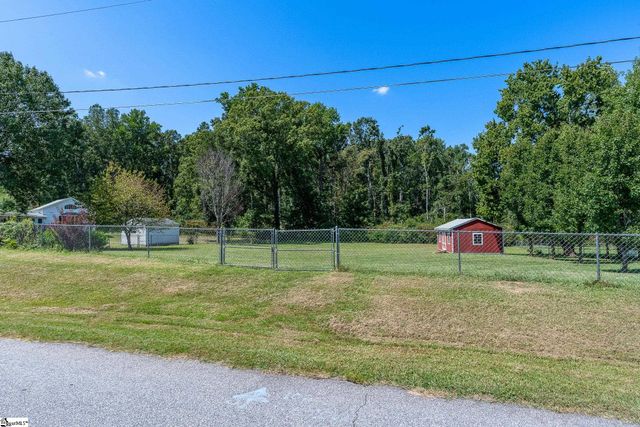 112 Bert Court, Greer, SC 29651