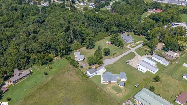 112 Bert Court, Greer, SC 29651