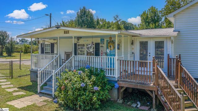 112 Bert Court, Greer, SC 29651
