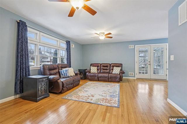 303 Pershing Avenue, Ridgewood, NJ 07450