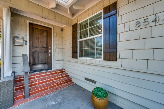 8543 Glencrest Lane, Dallas, TX 75209