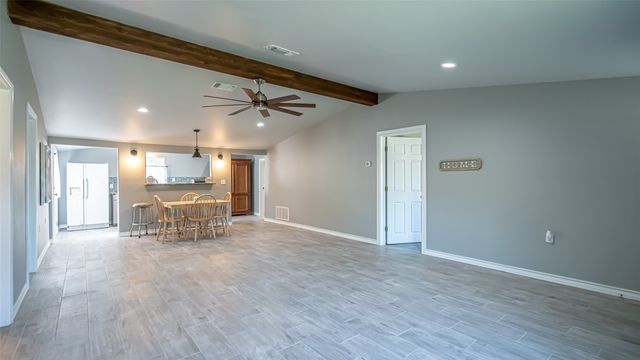 3300 Hilltop Road, Granbury, TX 76048