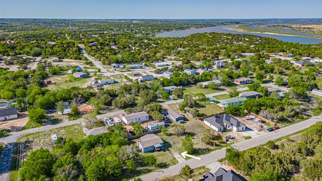 3300 Hilltop Road, Granbury, TX 76048