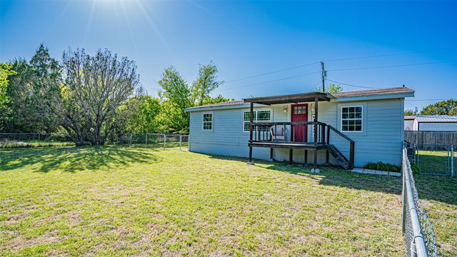 3300 Hilltop Road, Granbury, TX 76048