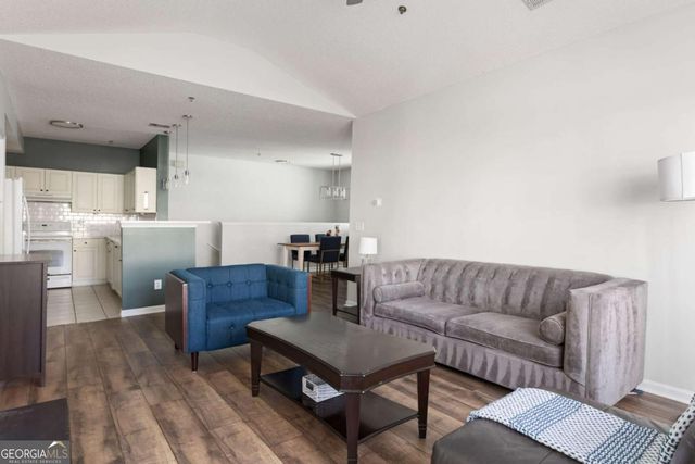 703 Spring Heights Lane SE, Smyrna, GA 30080