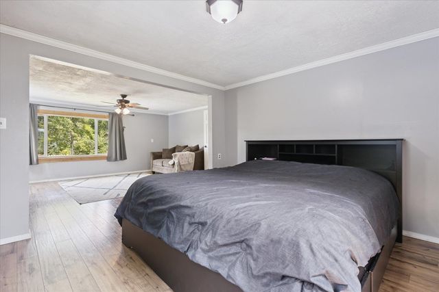 10374 Douglas Road, Osceola, IN 46561