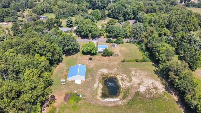 10374 Douglas Road, Osceola, IN 46561