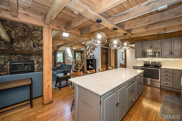 8 Whippoorwill Court, Defiance, MO 63341