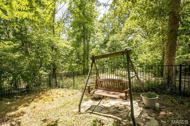 8 Whippoorwill Court, Defiance, MO 63341