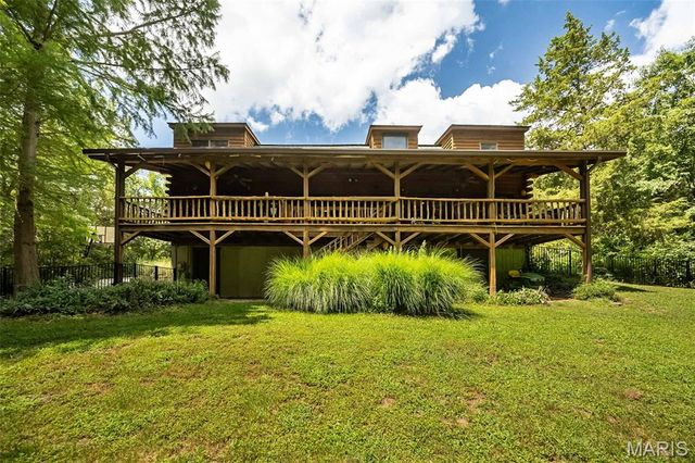8 Whippoorwill Court, Defiance, MO 63341