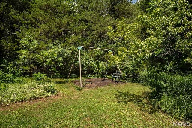 8 Whippoorwill Court, Defiance, MO 63341