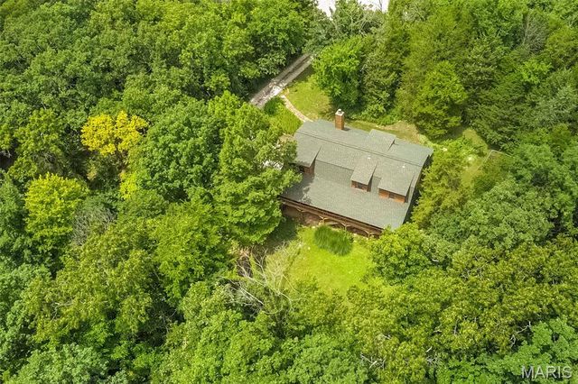 8 Whippoorwill Court, Defiance, MO 63341