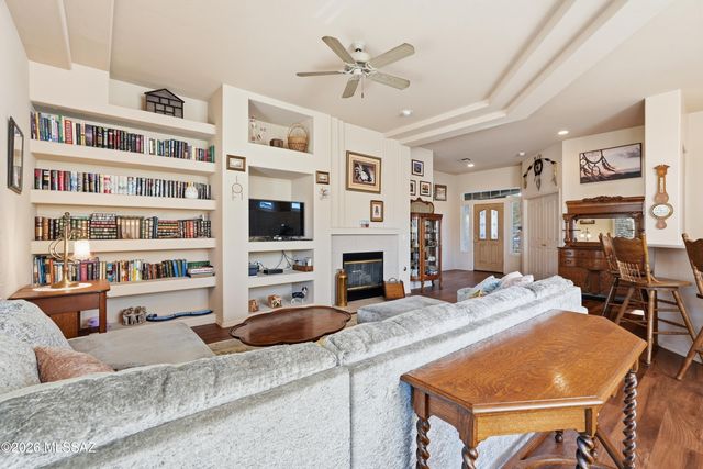 5056 W Spoonplant Court, Marana, AZ 85658