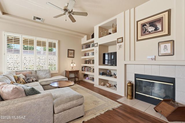 5056 W Spoonplant Court, Marana, AZ 85658