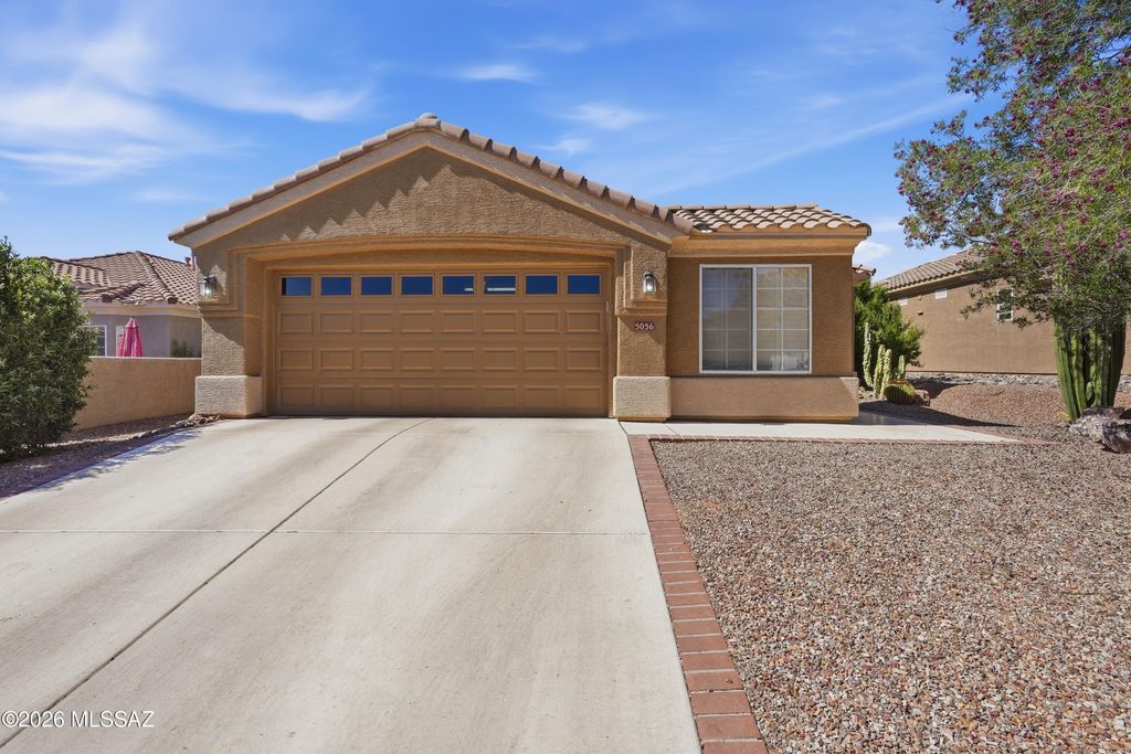 5056 W Spoonplant Court, Marana, AZ 85658