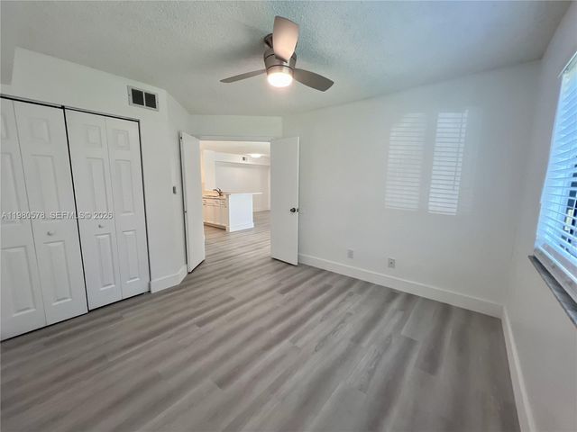 640 S Park Rd 12-4, Hollywood, FL 33021