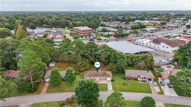 1052 Miles Standish RD, Virginia Beach, VA 23455