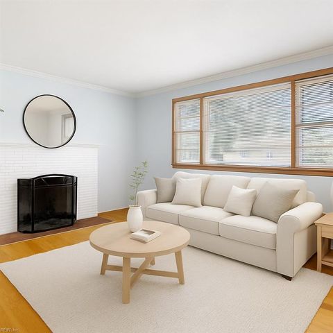 1052 Miles Standish RD, Virginia Beach, VA 23455