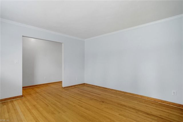 1052 Miles Standish RD, Virginia Beach, VA 23455