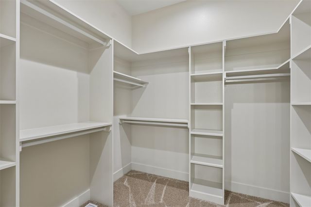 17203 Brookview Drive, Urbandale, IA 50323