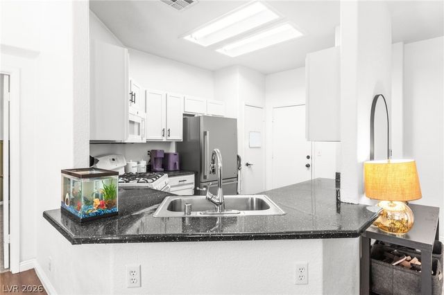 7353 Ridge Star Court, Las Vegas, NV 89131