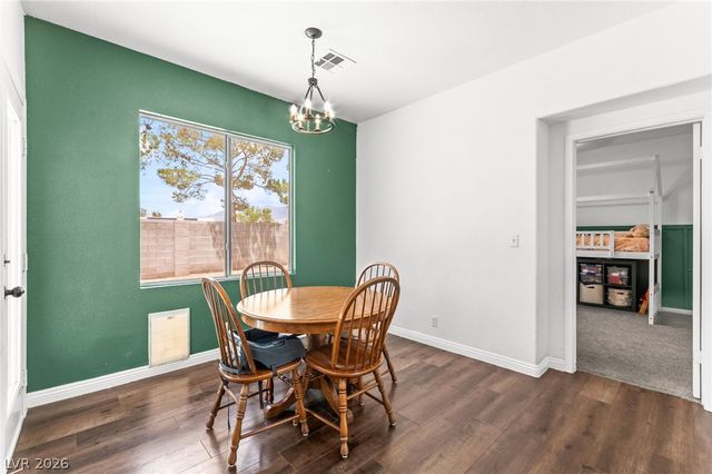 7353 Ridge Star Court, Las Vegas, NV 89131