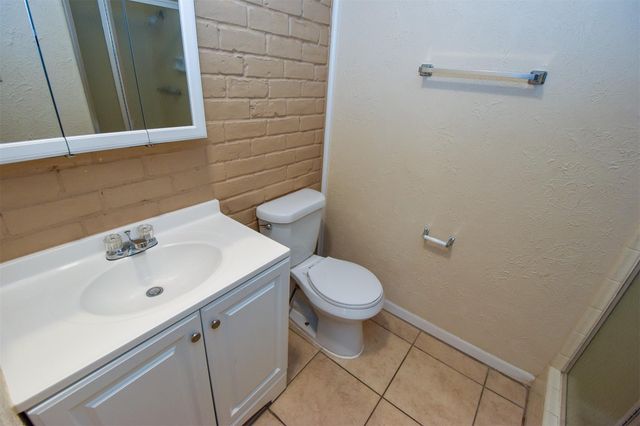 1519 Barcelona Way, Baytown, TX 77520