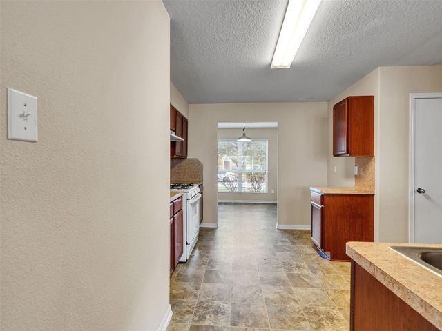 5018 Blue Spruce Hill Street, Humble, TX 77346