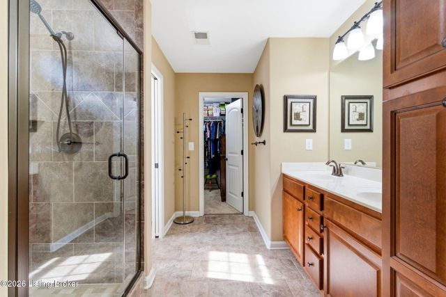 10005 Cedar Garden Dr, Louisville, KY 40291