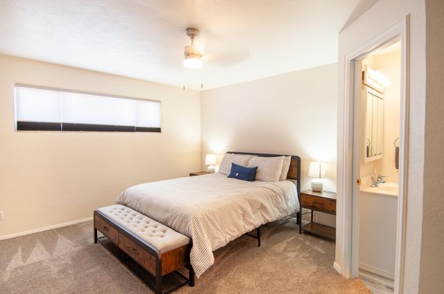 2524 Cutler Court NE, Albuquerque, NM 87106