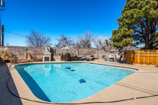 2524 Cutler Court NE, Albuquerque, NM 87106