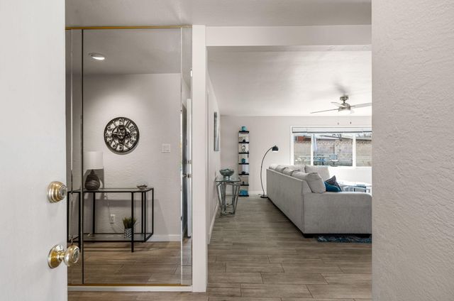 2524 Cutler Court NE, Albuquerque, NM 87106