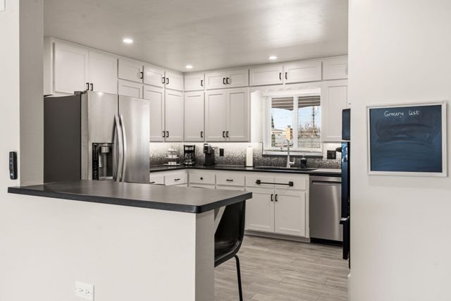 2524 Cutler Court NE, Albuquerque, NM 87106