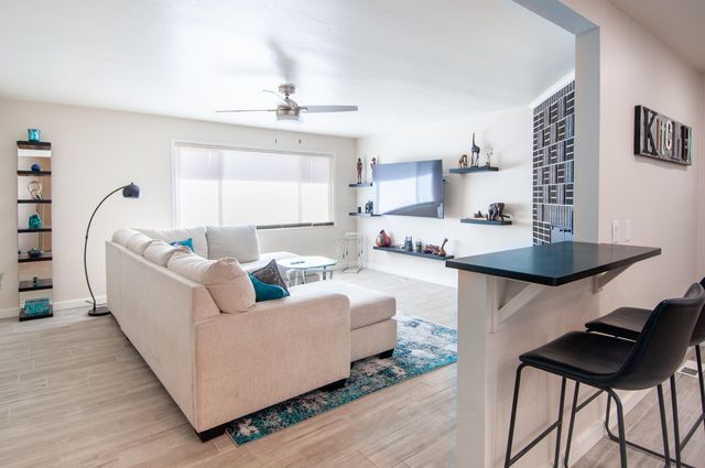 2524 Cutler Court NE, Albuquerque, NM 87106