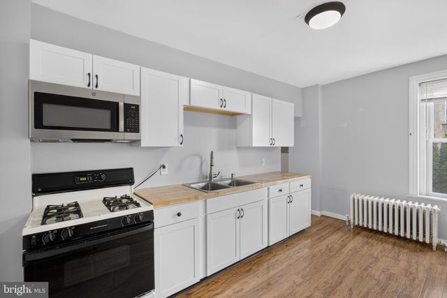 1245 E 11TH ST, Crum Lynne, PA 19022