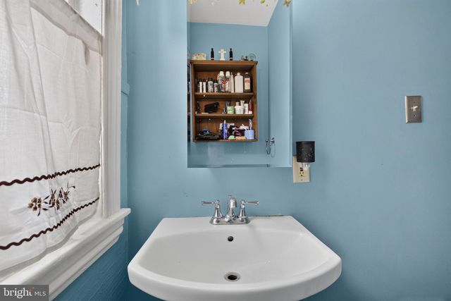 1245 E 11TH ST, Crum Lynne, PA 19022