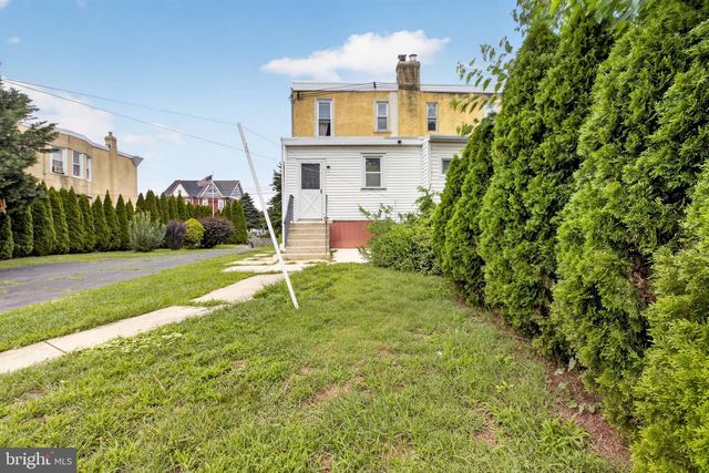 1245 E 11TH ST, Crum Lynne, PA 19022