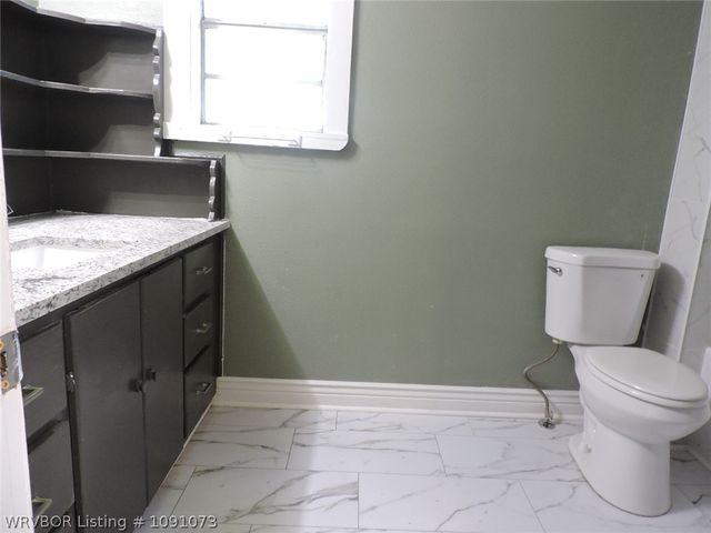 409 Drennen, Van Buren, AR 72956