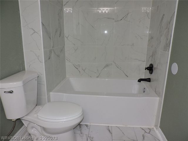 409 Drennen, Van Buren, AR 72956