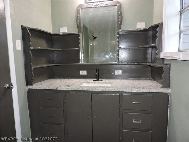 409 Drennen, Van Buren, AR 72956