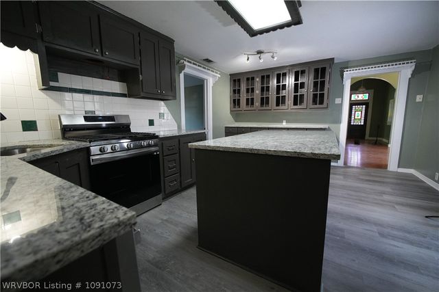 409 Drennen, Van Buren, AR 72956