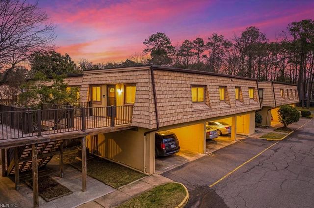 1525 Malibu PL, Newport News, VA 23608