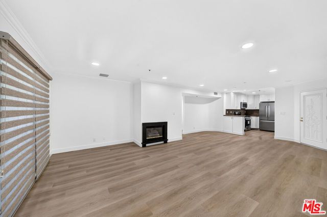 538 Glenwood Road 1, Glendale, CA 91202